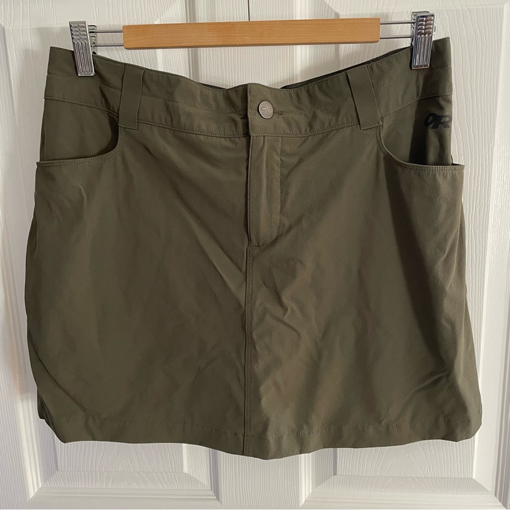 Outdoor Research Green Women's Skirt size 10
